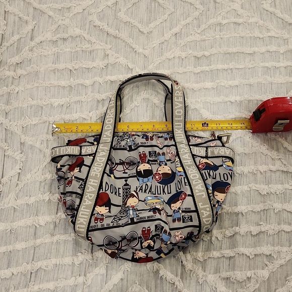 Gray J'adore Harajuko lovers Paris shoulder bag, excellent condition! - Picture 8 of 9